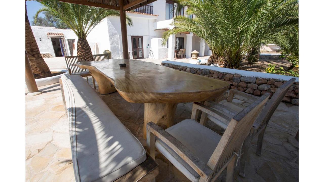 Villa Daniel 5 Mins By Taxi Into Ibiza Town Sant Jordi de ses Salines Eksteriør billede
