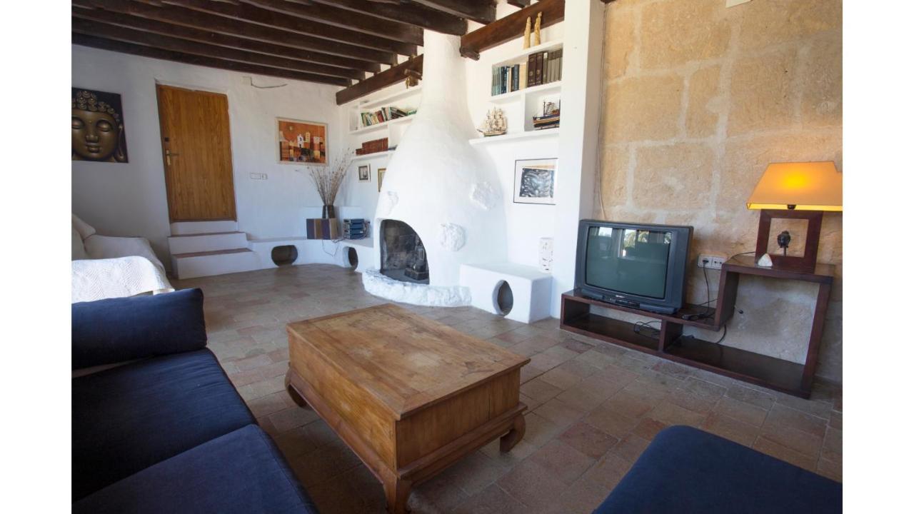 Villa Daniel 5 Mins By Taxi Into Ibiza Town Sant Jordi de ses Salines Eksteriør billede