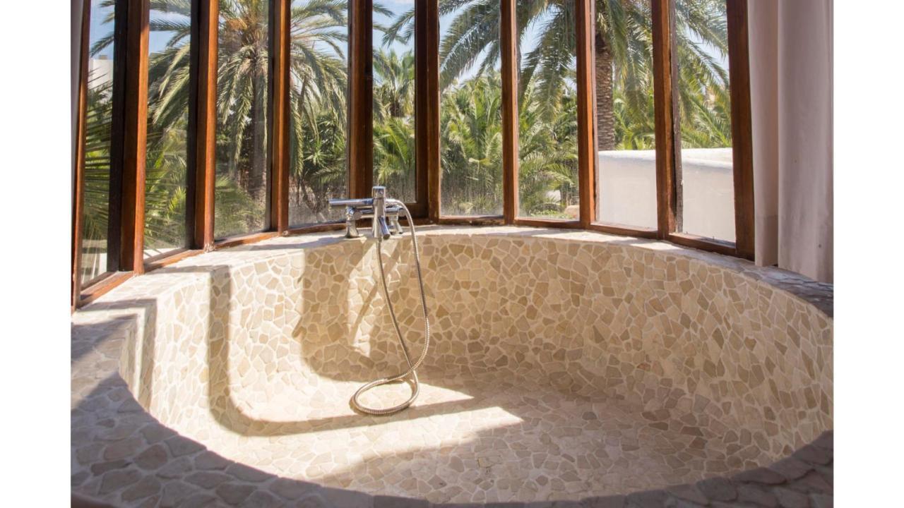 Villa Daniel 5 Mins By Taxi Into Ibiza Town Sant Jordi de ses Salines Eksteriør billede