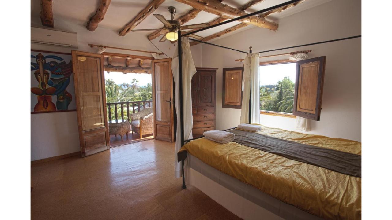 Villa Daniel 5 Mins By Taxi Into Ibiza Town Sant Jordi de ses Salines Eksteriør billede